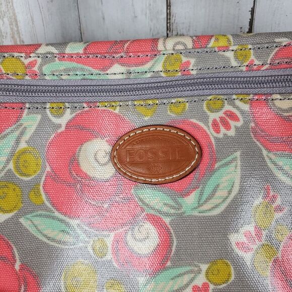 Fossil Floral Oil Cloth Crossbody Bag Purse Pink Gray - Picture 11 of 11